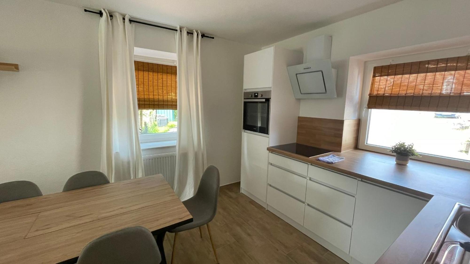 Haus Kirchwarfenweg Holiday home Wirdum